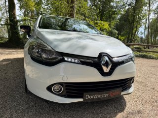 /photos/12318/047d28f2-bd3f-4261-8330-4743861d02df_i320x240.jpg