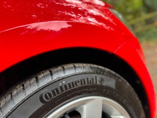 /photos/12318/a66499d6-6f7d-44ce-913a-0fd77ca8589a_i320x240.jpg